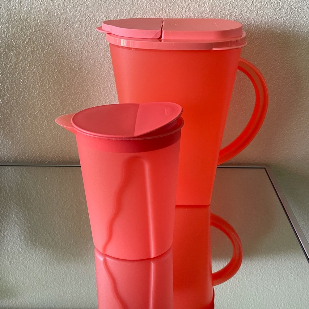 Tupperware Two jars with lids